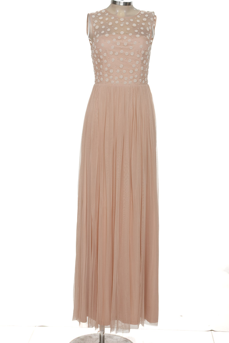 Vestido / Enterizo color Rosado - Closeando