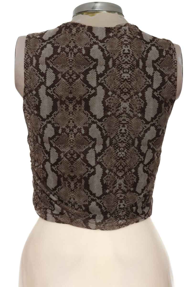 Top / Camiseta color Café - Sybilla