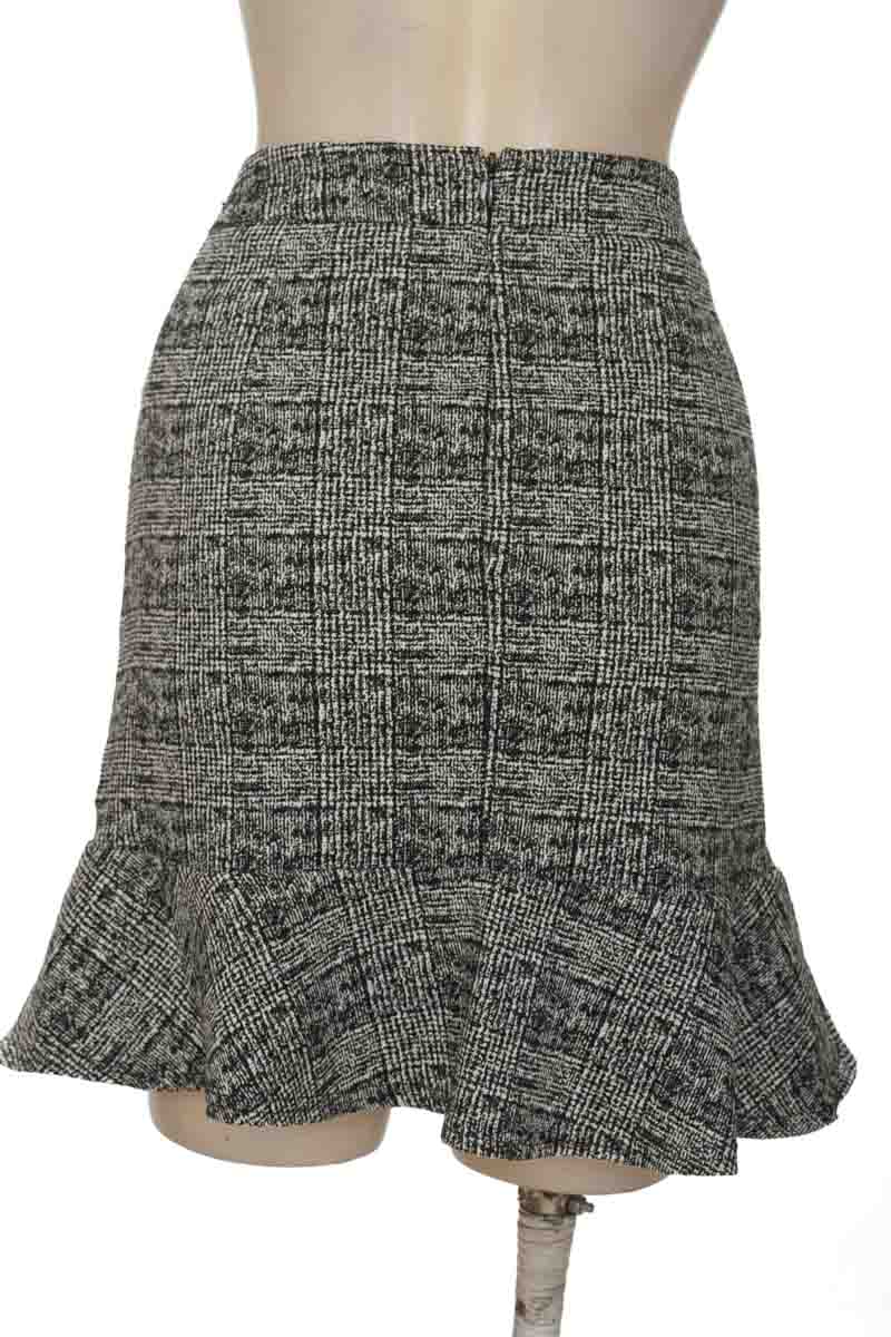 Falda color Negro - Banana Republic