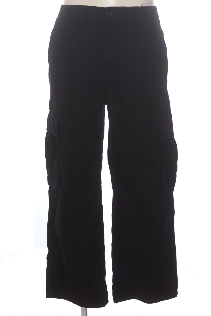Pantalón color Negro - H&M