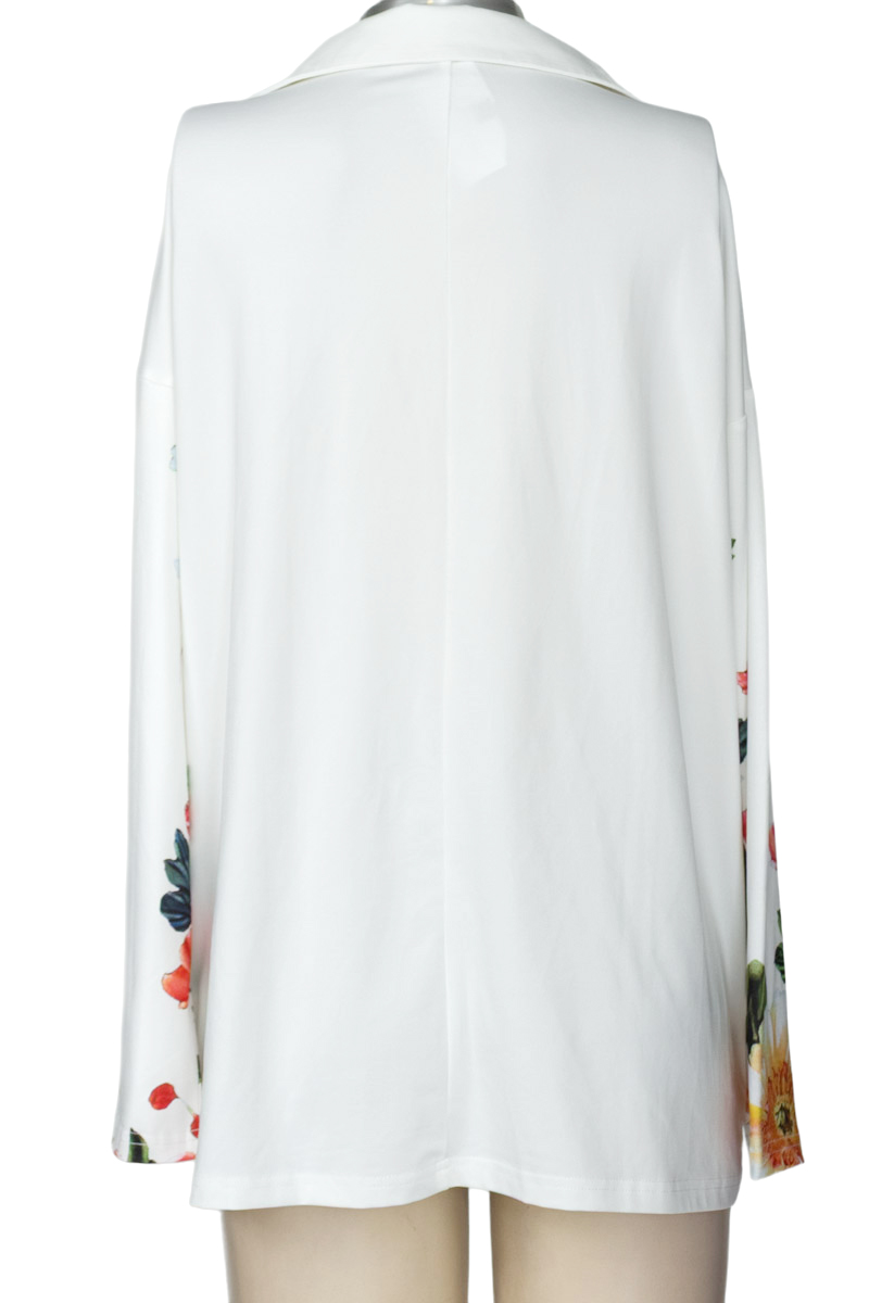 Blusa color Blanco - Closeando