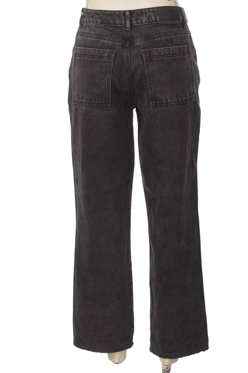 Pantalones color Negro - One Half