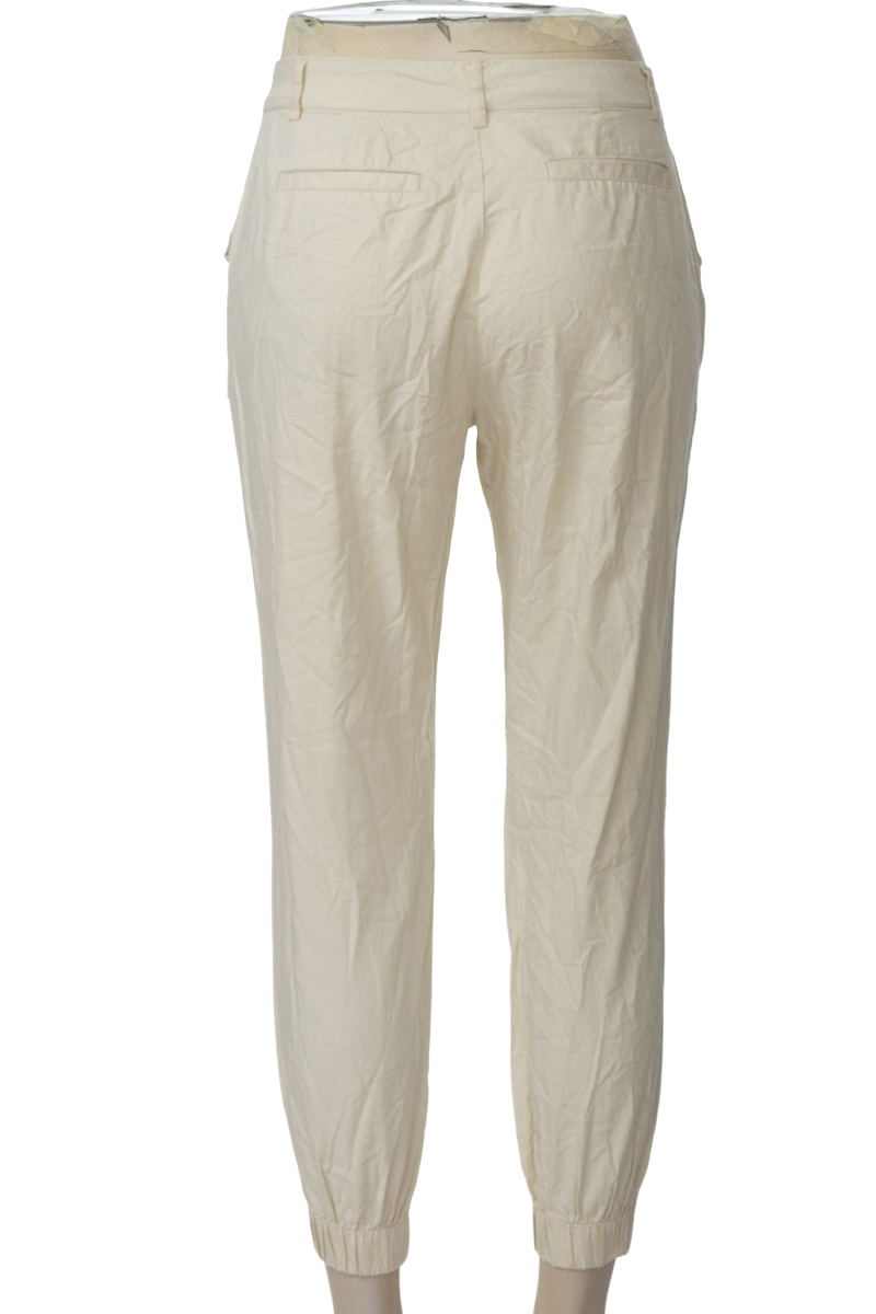 Pantalones color Beige - Closeando
