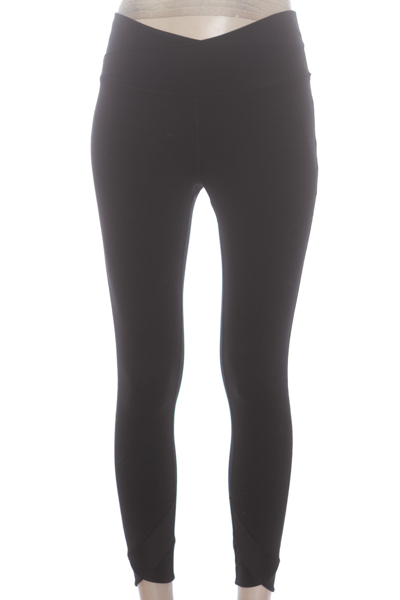 Ropa Deportiva / Salida de Baño color Negro - Nike