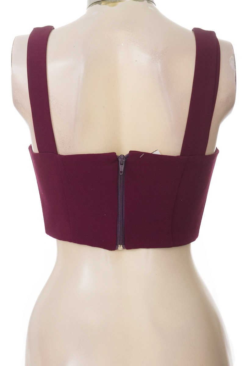 Top / Camiseta color Morado - Kott Risk