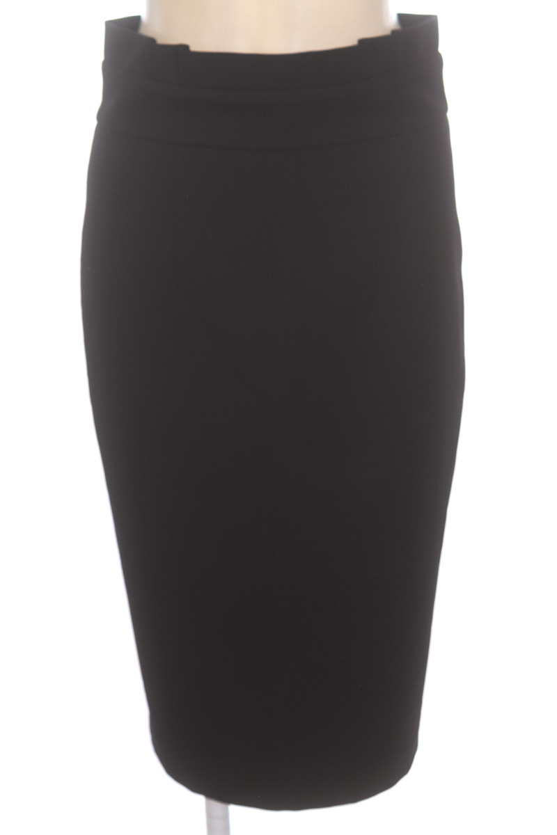 Falda color Negro - Zara