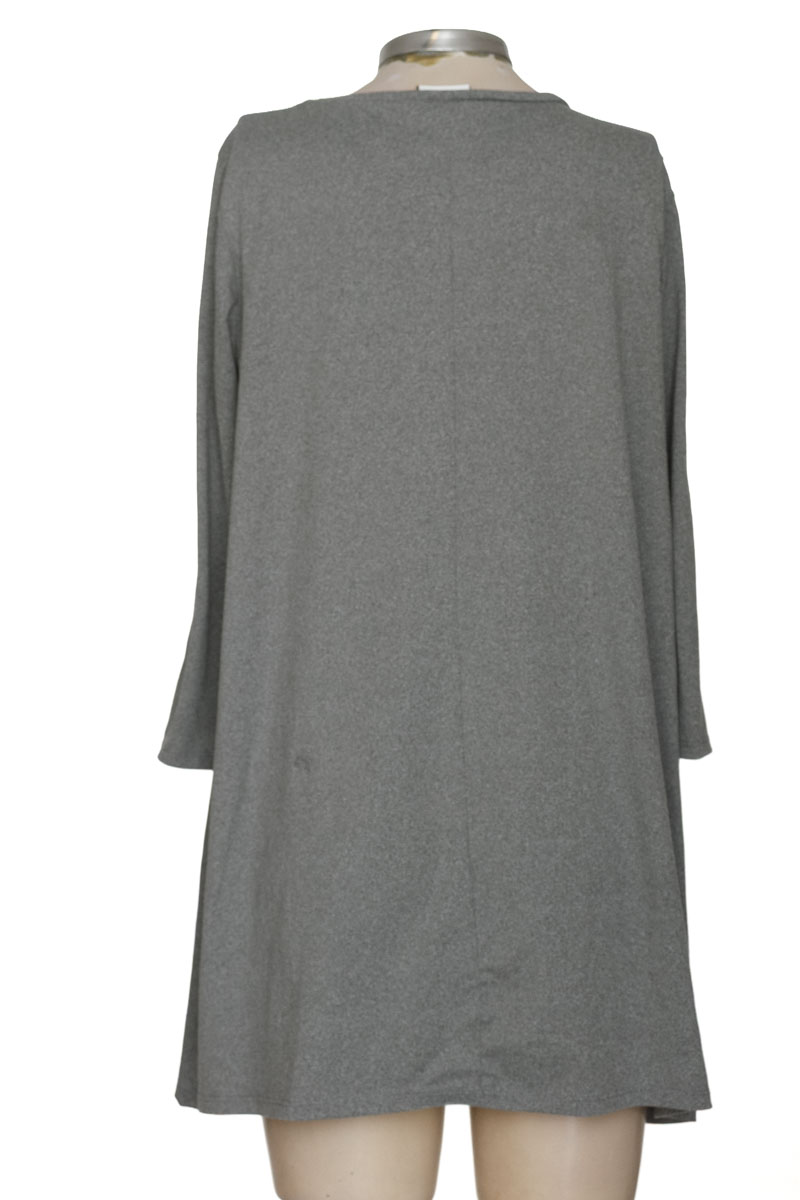 Top / Camiseta color Gris - Closeando