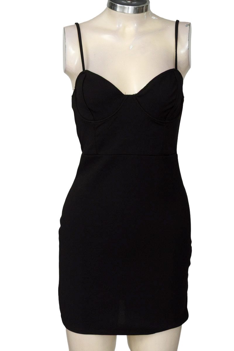 Vestido / Enterizo color Negro - Pull & Bear