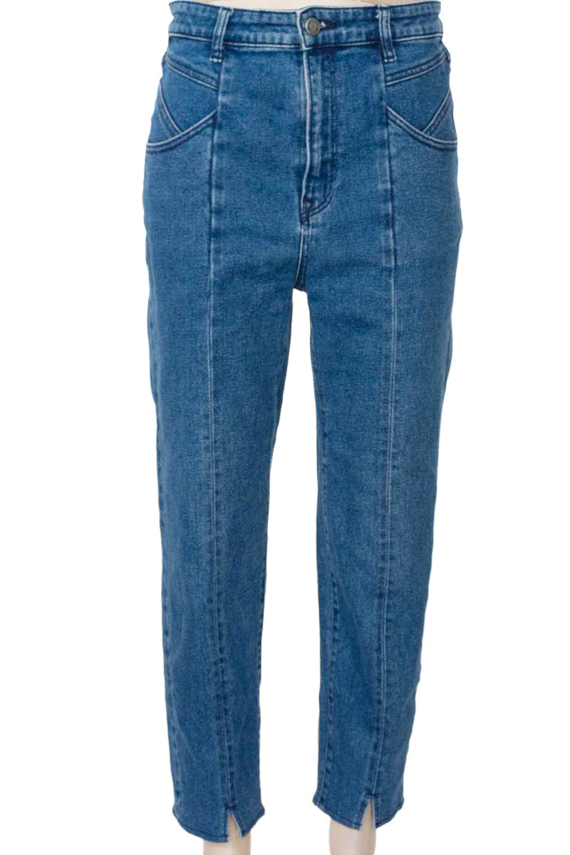 Pantalones color Azul - Stradivarius