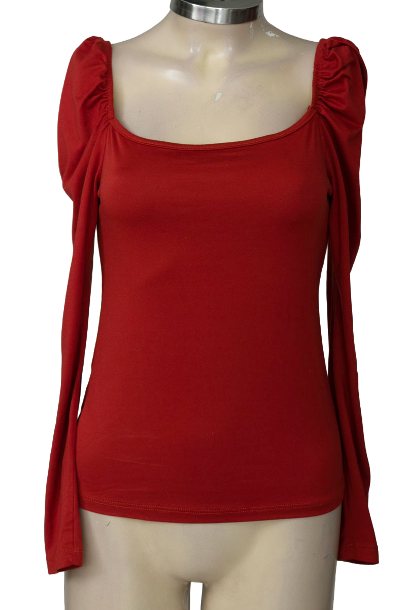 Top / Camiseta color Rojo - Closeando