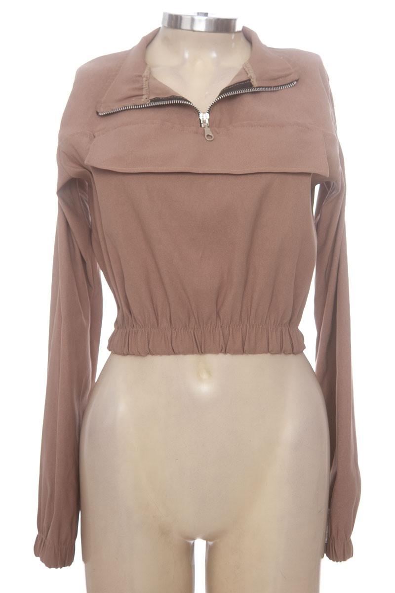 Chaqueta / Abrigo color Beige - Closeando