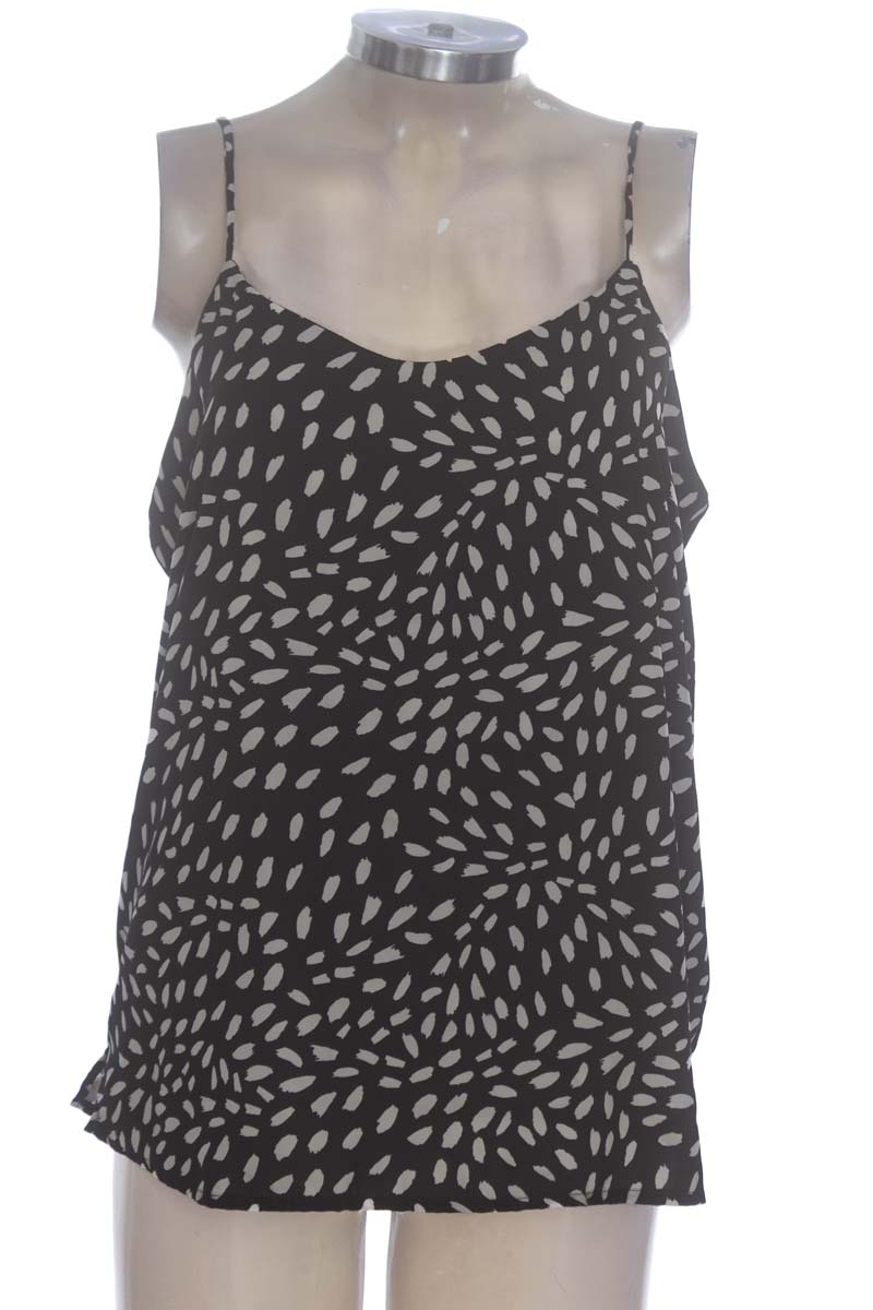 Top / Camiseta color Negro - Arturo Calle