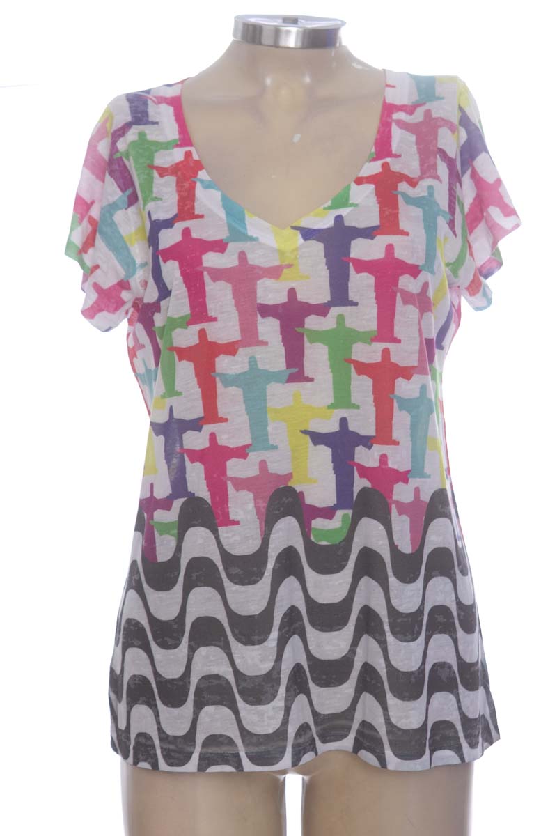 Top / Camiseta color Blanco - Closeando