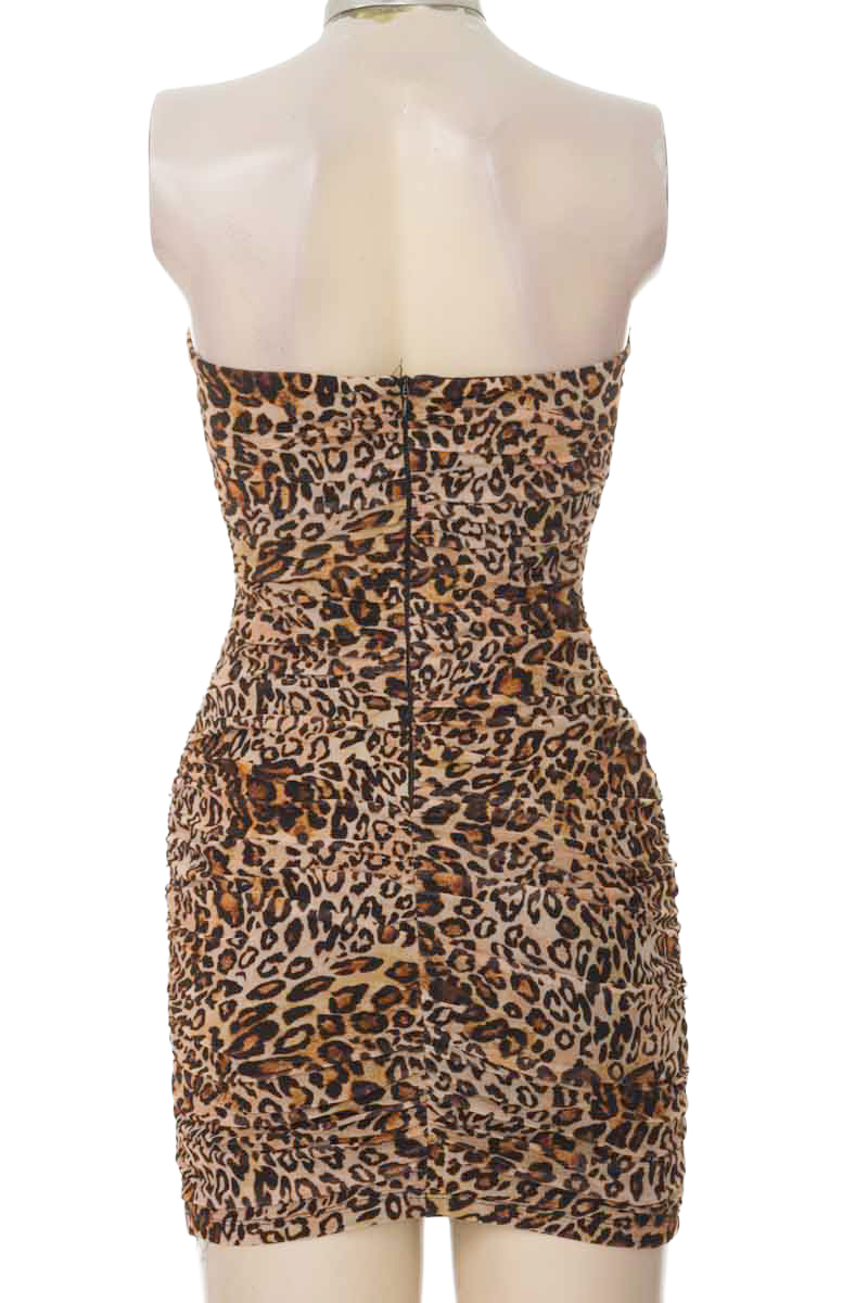 Vestido / Enterizo color Beige - ELA