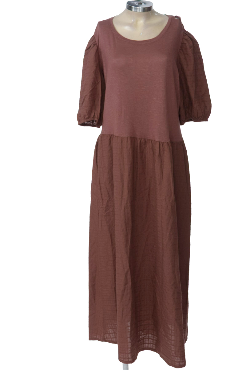 Vestido / Enterizo color Café - University Club