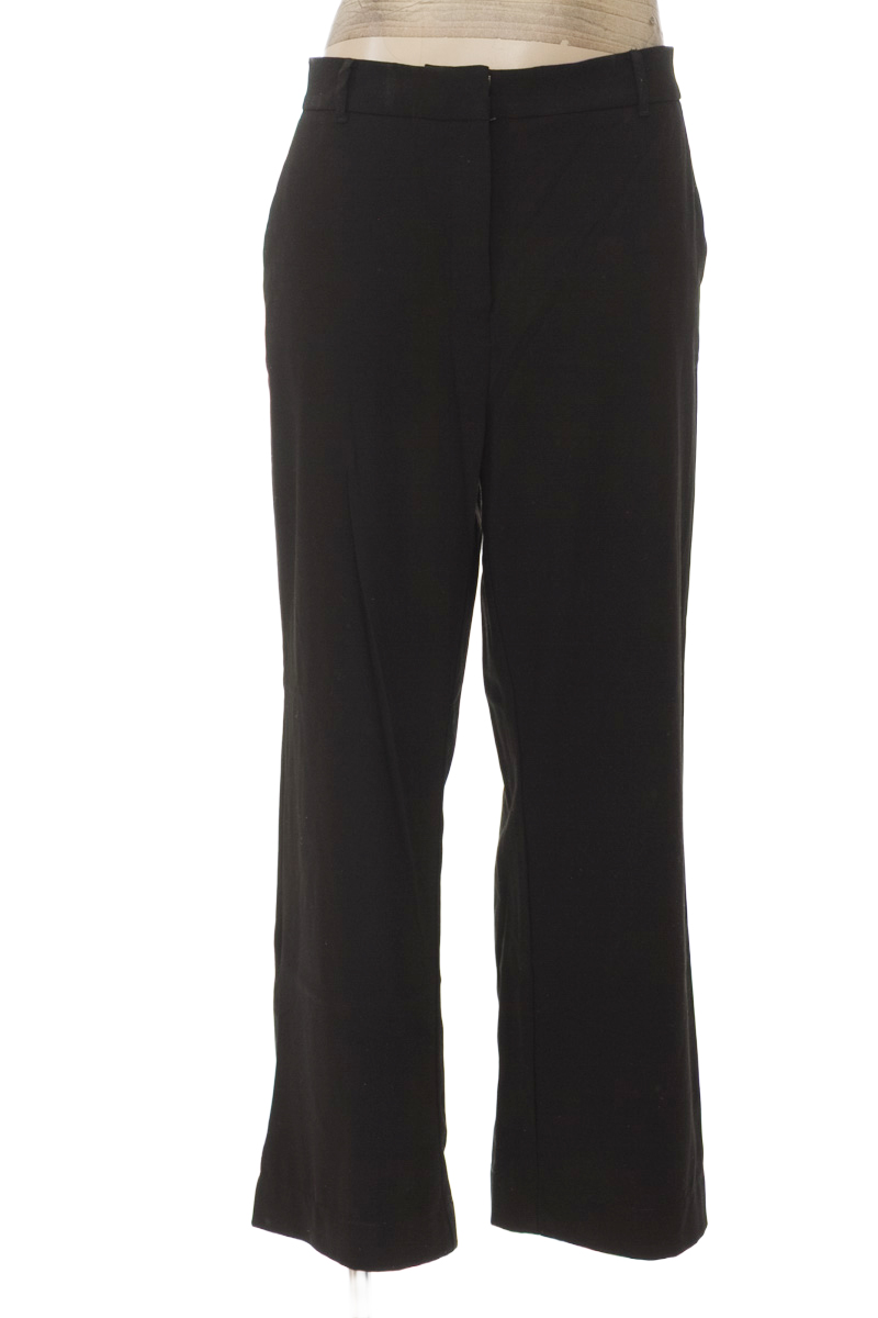 Pantalones color Negro - MNG