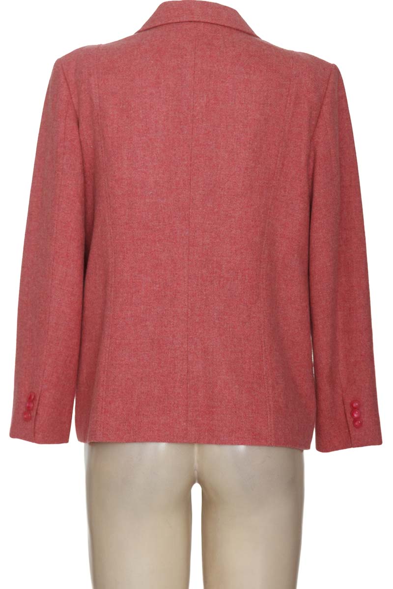 Chaqueta / Abrigo color Rosado - Closeando