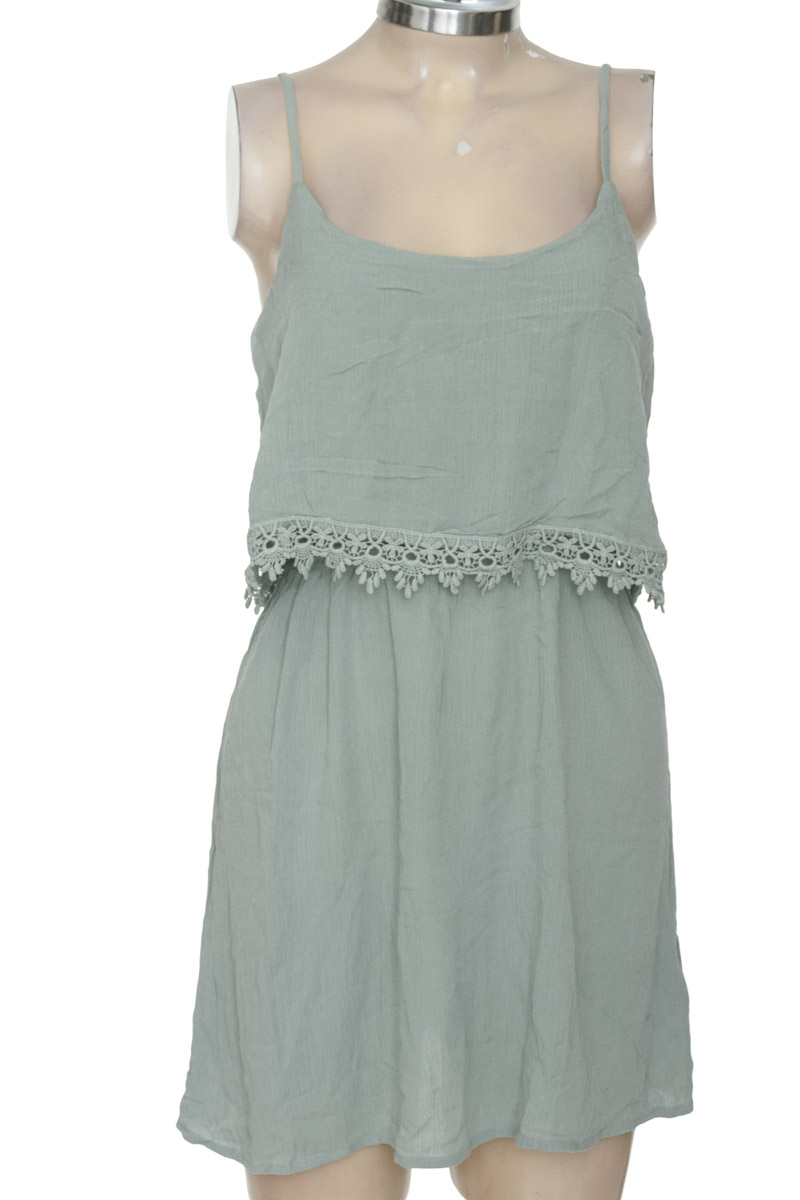 Vestido / Enterizo color Aguamarina - Forever 21