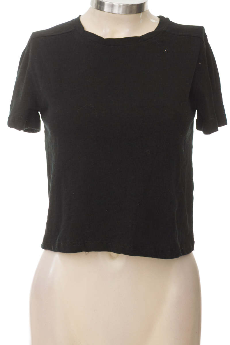 Top / Camiseta color Negro - Zara