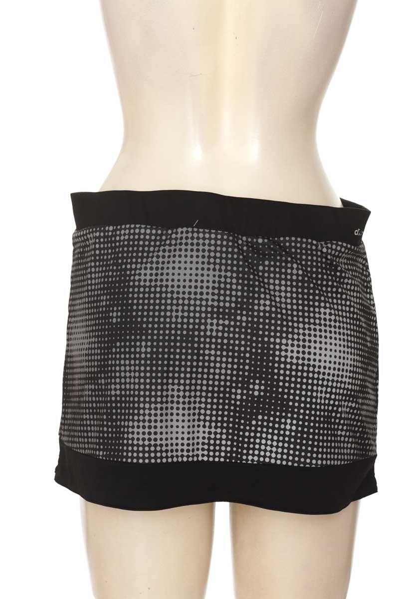 Ropa Deportiva / Salida de Baño color Negro - Adidas