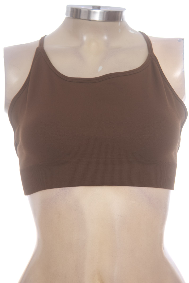 Ropa Deportiva / Salida de Baño color Café - Closeando