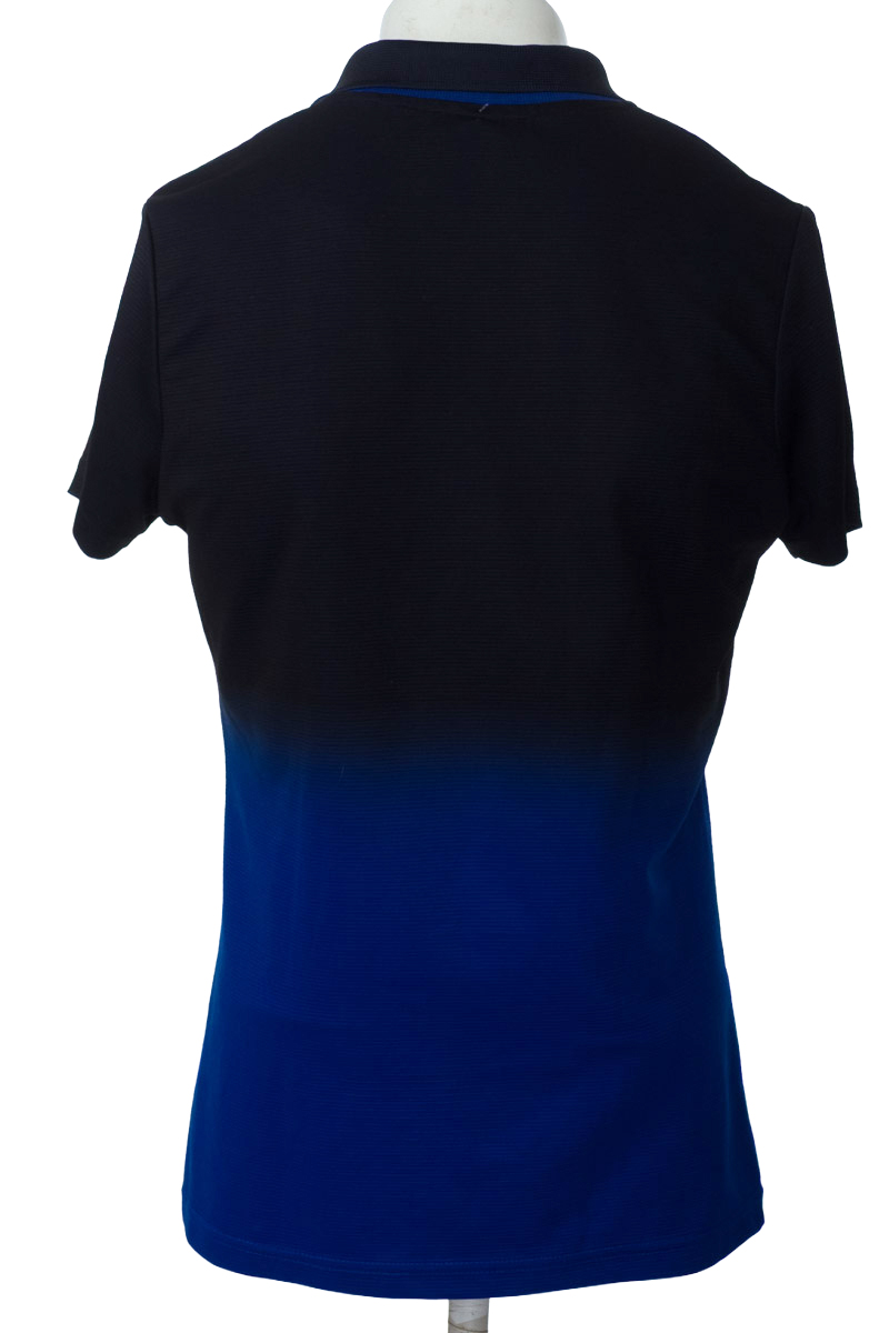 Polo color Azul - Closeando