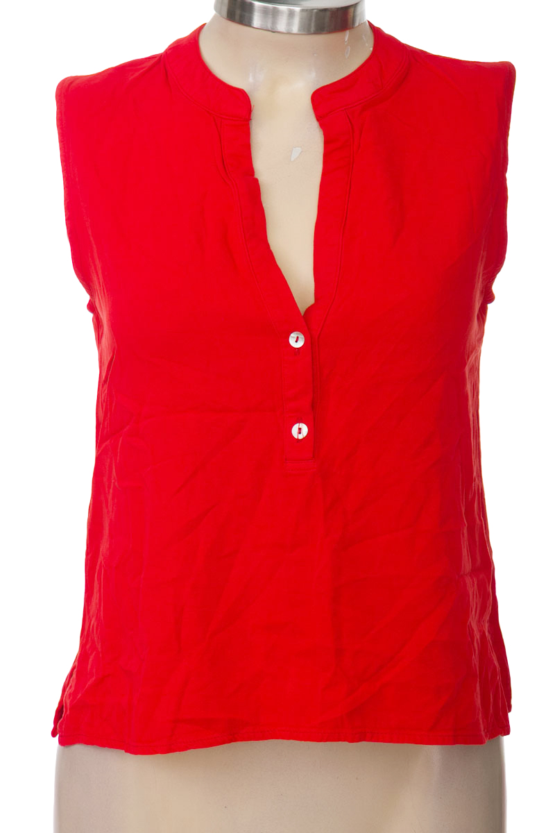 Top / Camiseta color Rojo - University Club