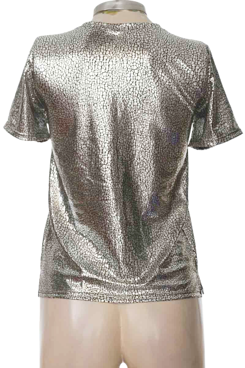 Top / Camiseta color Plateado - Eva Pink