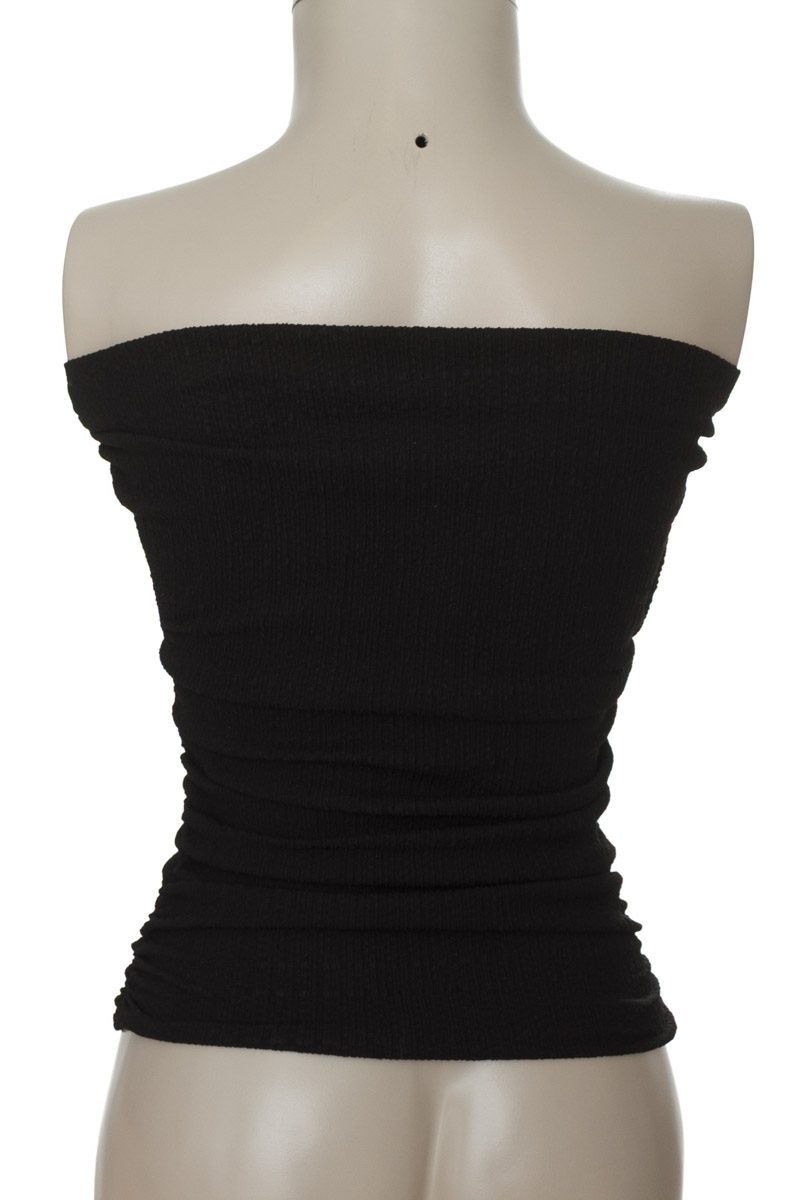 Top / Camiseta color Negro - Divided by H&M