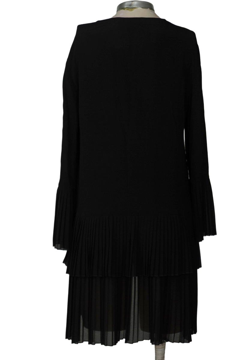 Vestido / Enterizo color Negro - Zara
