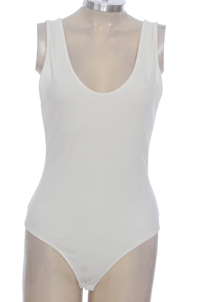 Top / Camiseta color Beige - H&M