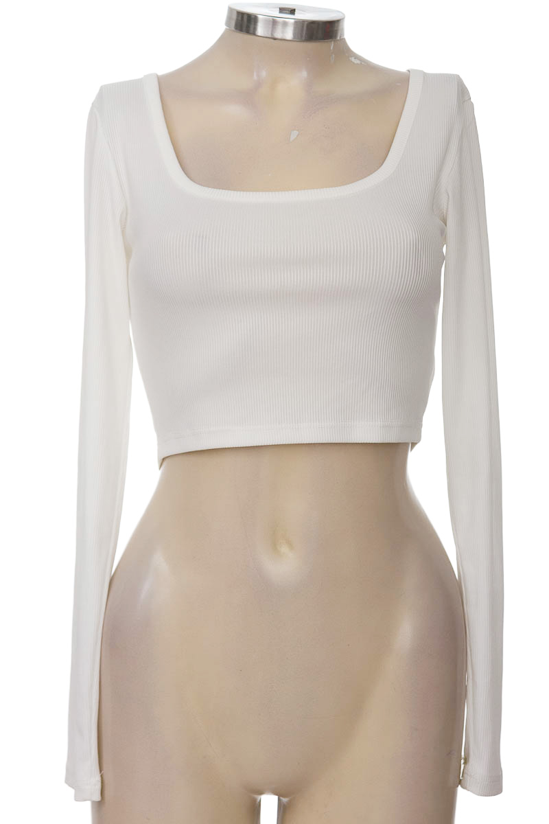 Top / Camiseta color Blanco - Closeando