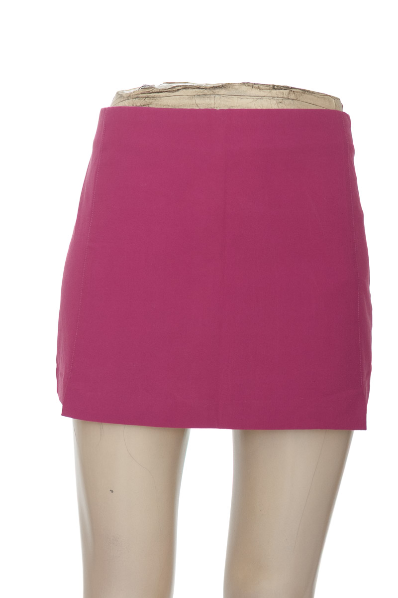 Short color Fucsia - Zara