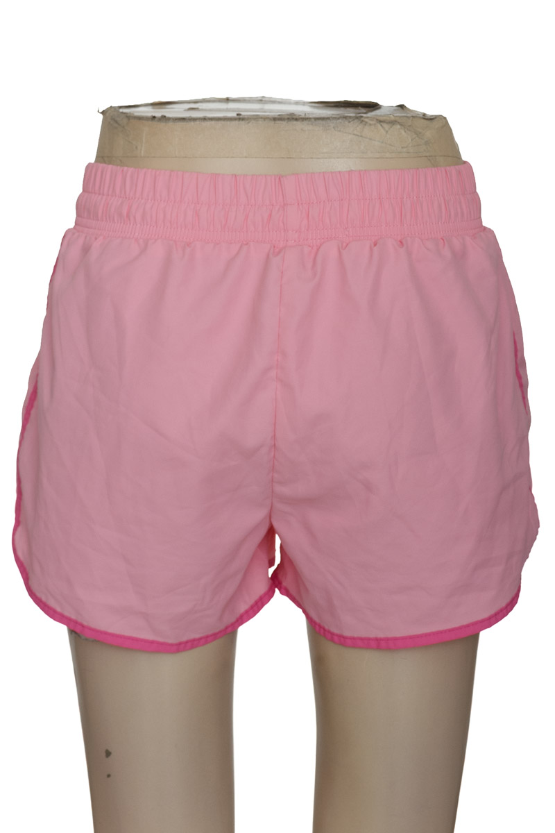 Ropa Deportiva / Salida de Baño color Rosado - Closeando