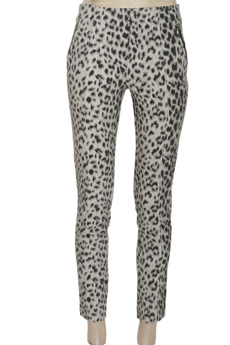 Pantalones color Gris - Basement