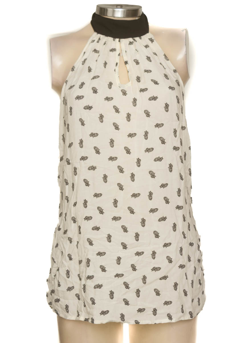 Blusa color Blanco - Closeando