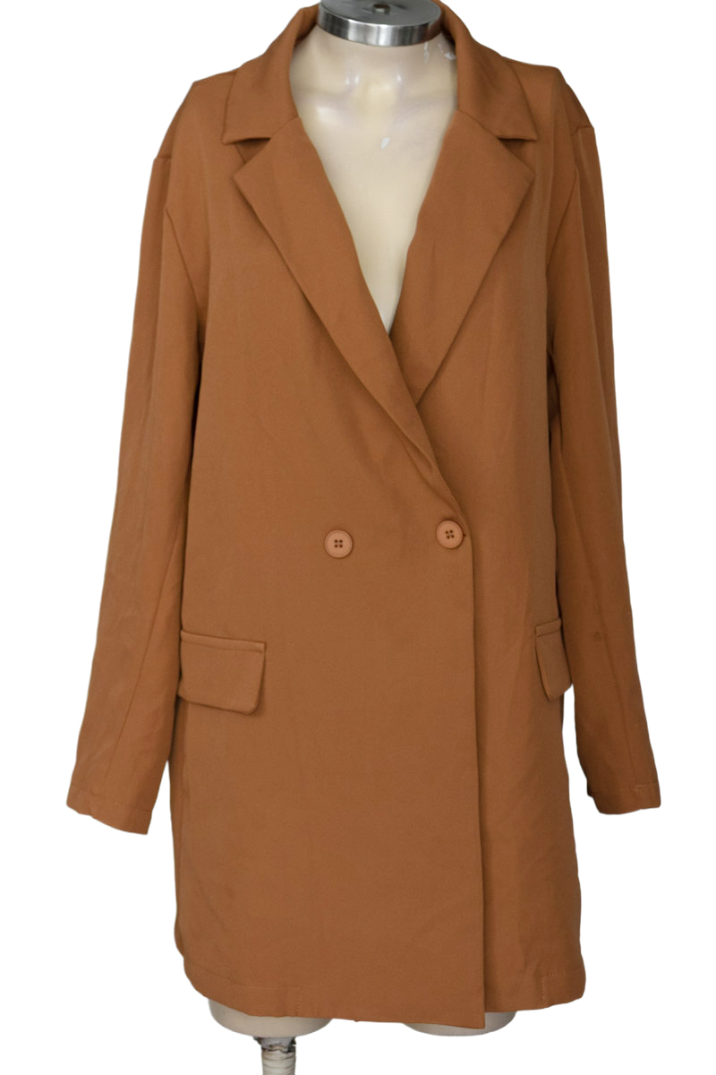 Chaqueta / Abrigo color Café - Closeando