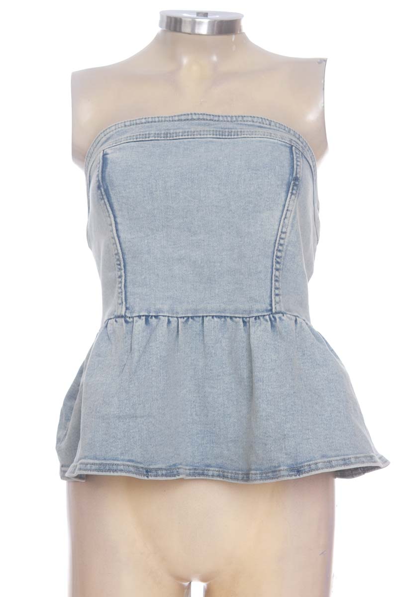 Top / Camiseta color Azul - Divided by H&M
