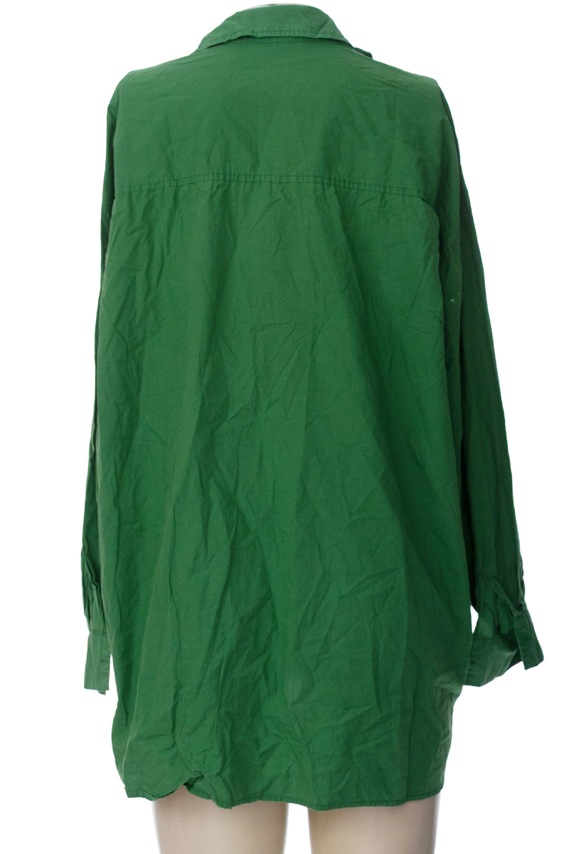 Blusa color Verde - Stradivarius