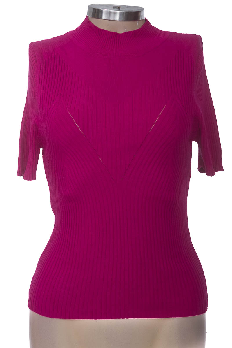 Top / Camiseta color Fucsia - Studio F