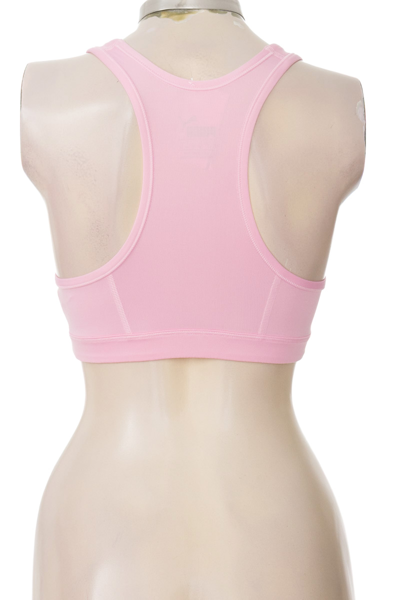 Ropa Deportiva / Salida de Baño color Rosado - Puma