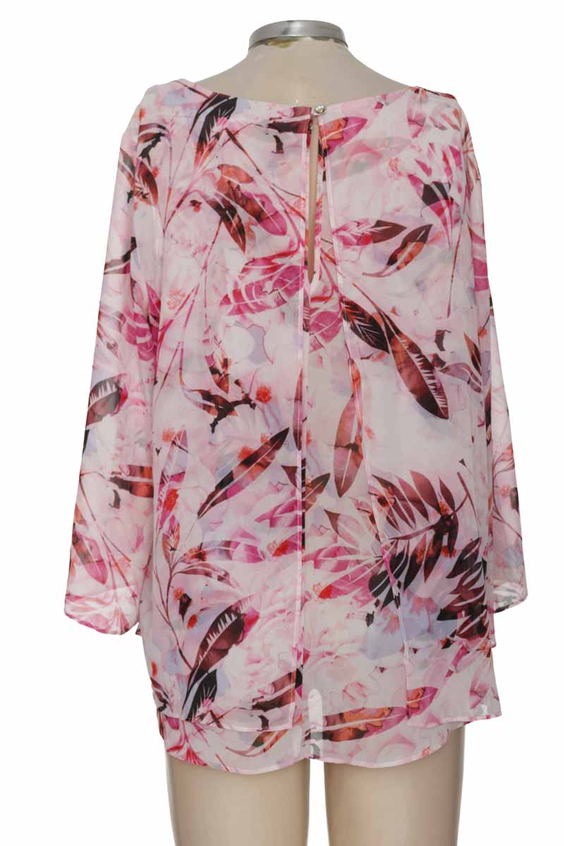 Blusa color Rosado - Jennifer López