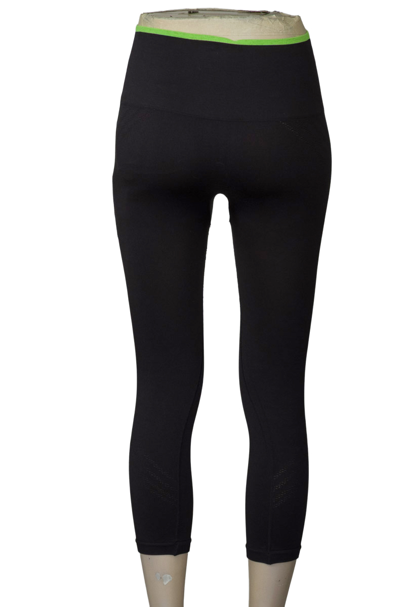 Ropa Deportiva / Salida de Baño color Gris - The-Colorfull