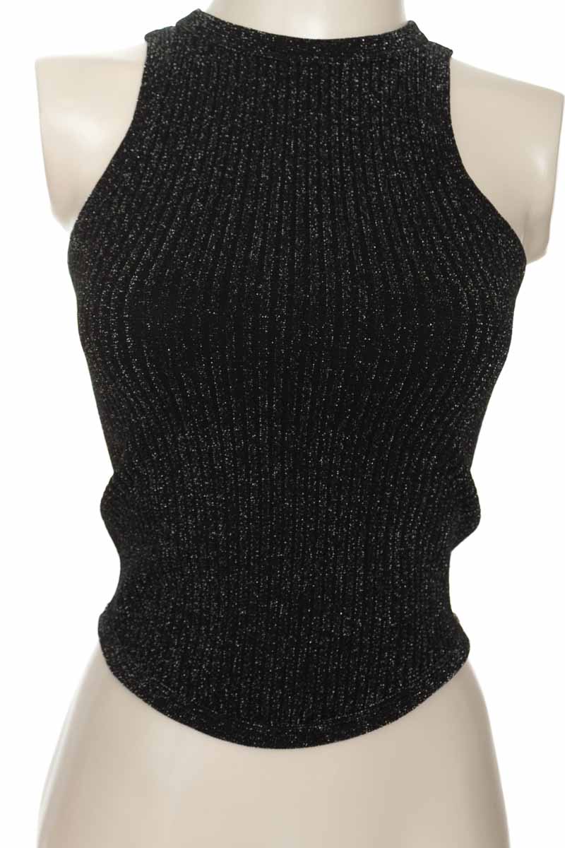 Top / Camiseta color Negro - No boundaries