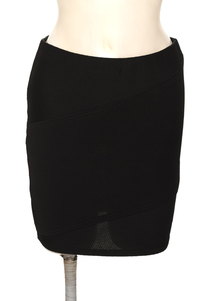 Falda color Negro - Mossimo