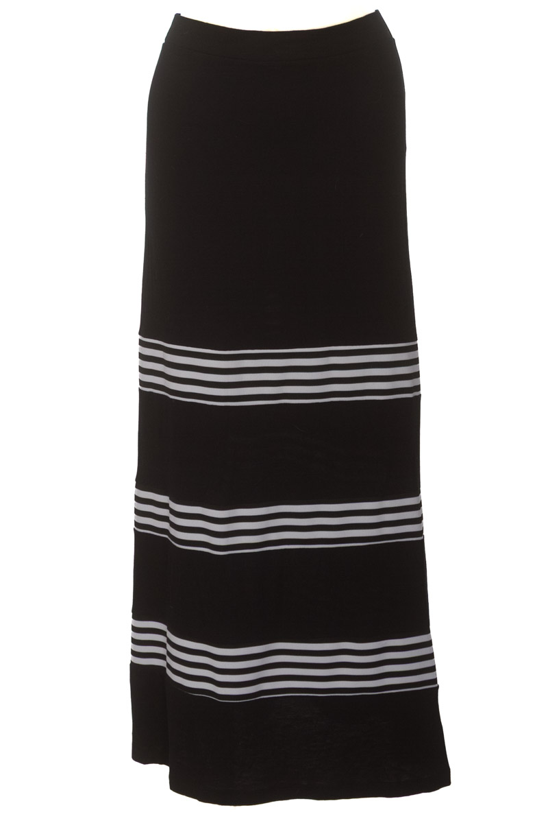 Falda color Negro - L&H