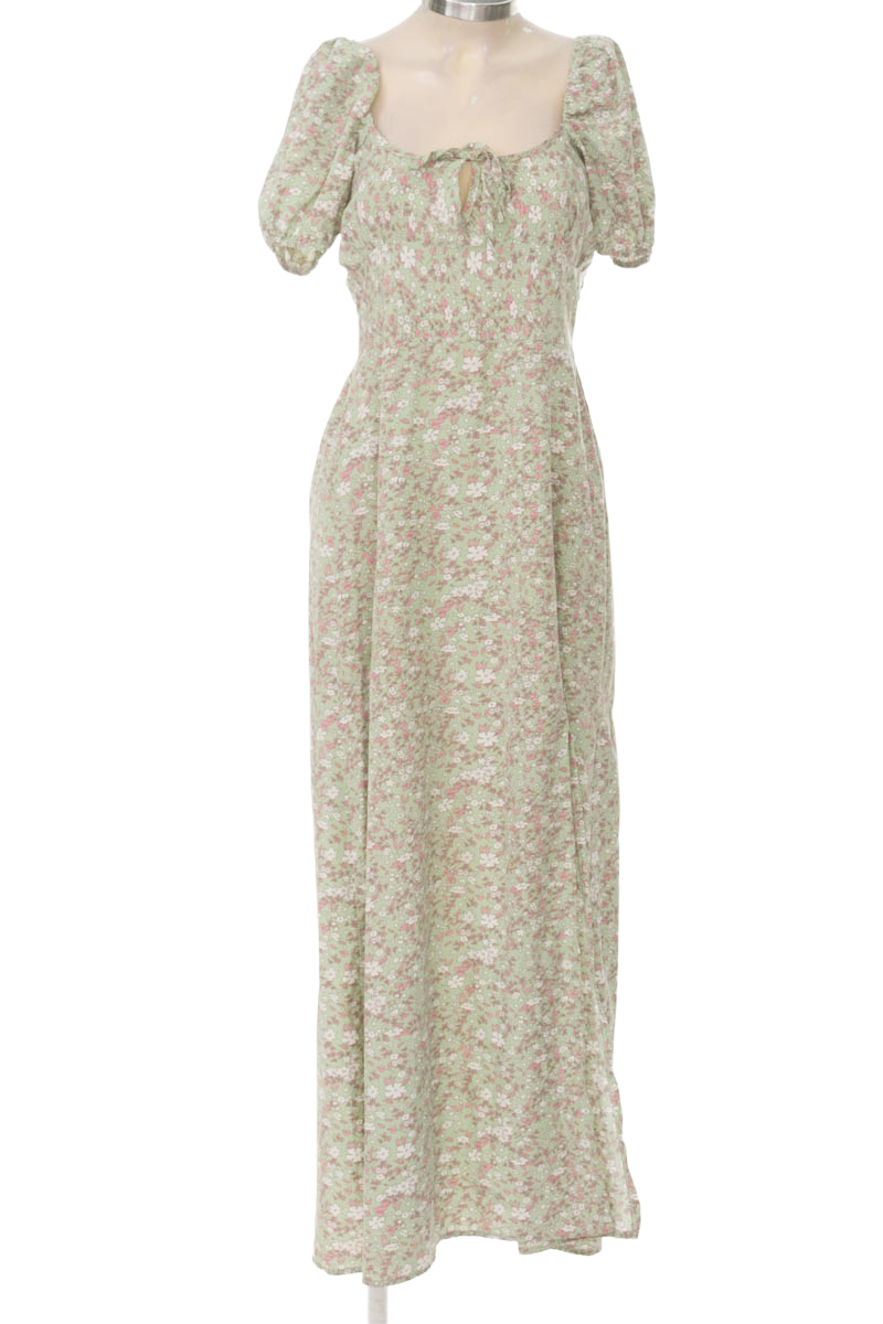 Vestido / Enterizo color Verde - Bonita