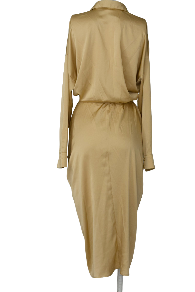 Vestido / Enterizo color Dorado - Closeando