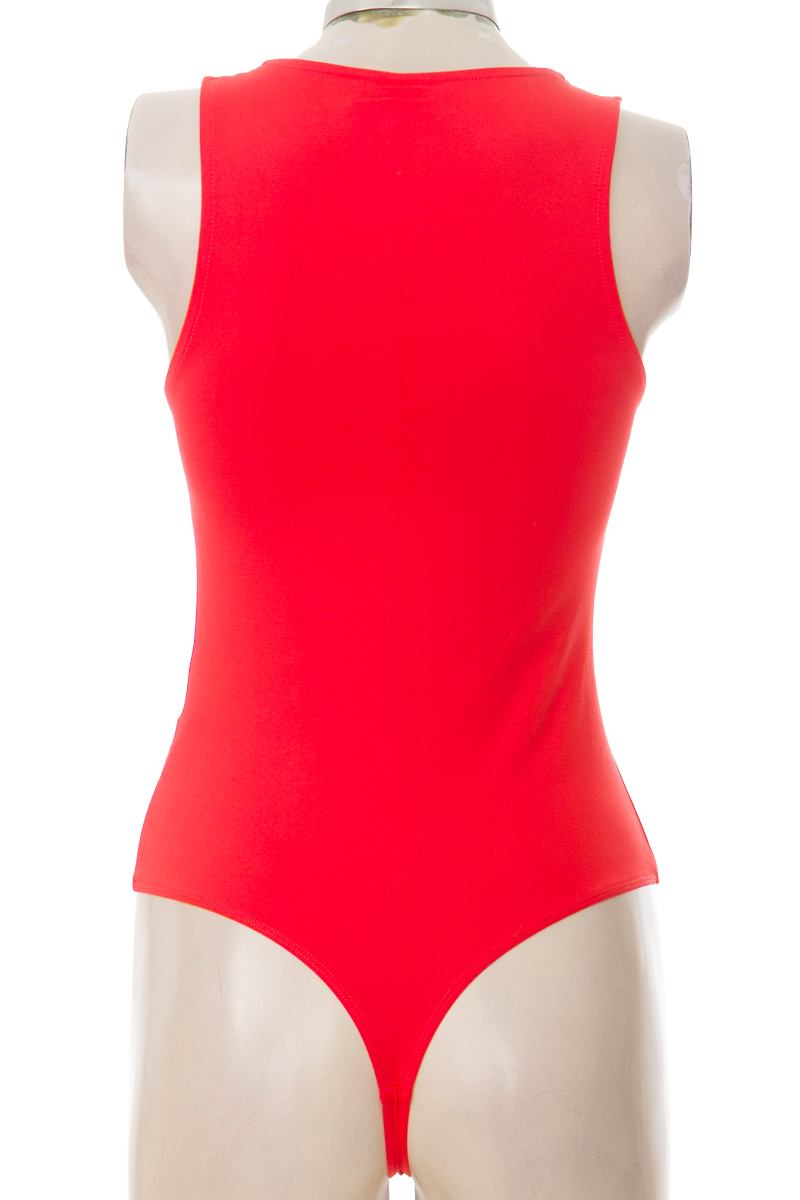 Top / Camiseta color Rojo - H&M