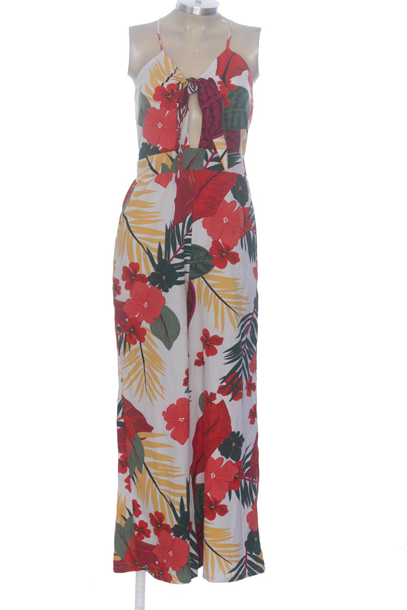 Vestido / Enterizo color Blanco - Closeando
